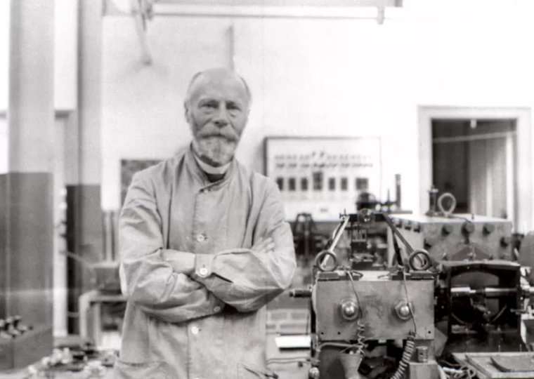 Stem Nobelprijswinnaar na 100 jaar tot leven gewekt